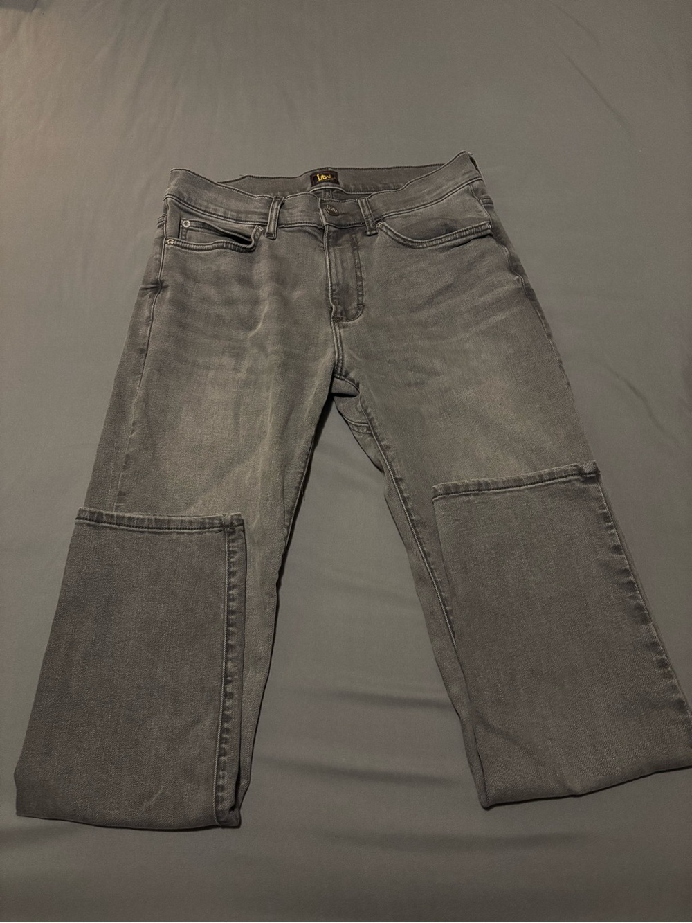Lee Men’s Gray Relaxed Fit jeans